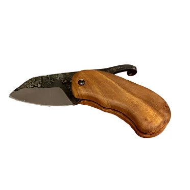 Coltello a serramanico in Legno